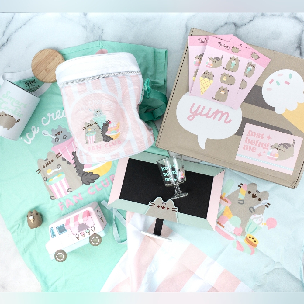 Pusheen Box Summer 2021
